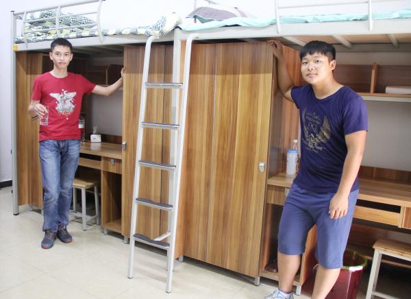 1472392308414093691.jpg 寝室2.jpg